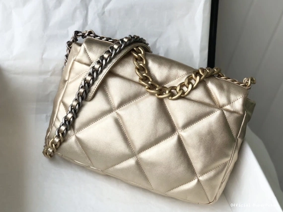HyperPeter BAG FLAP 19 CHANEL 0730